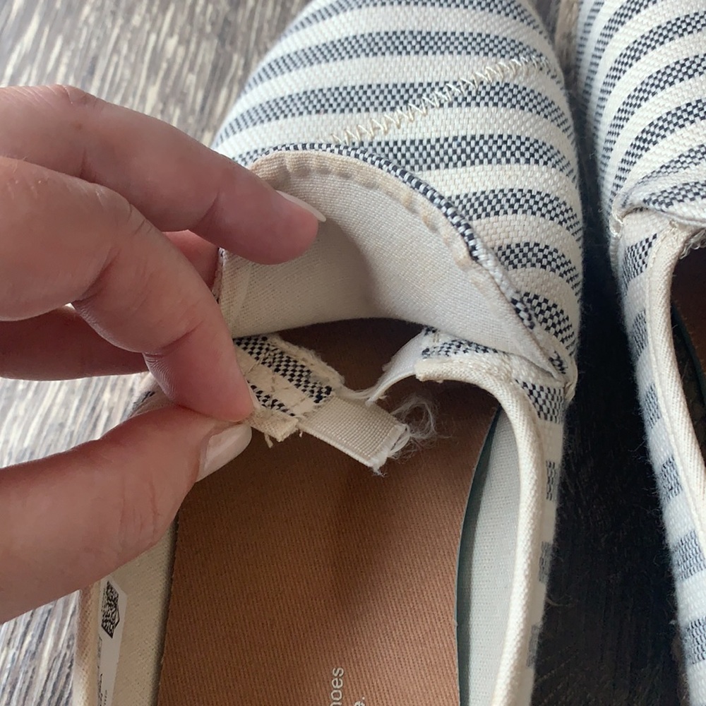 Toms - Picture 6 of 10